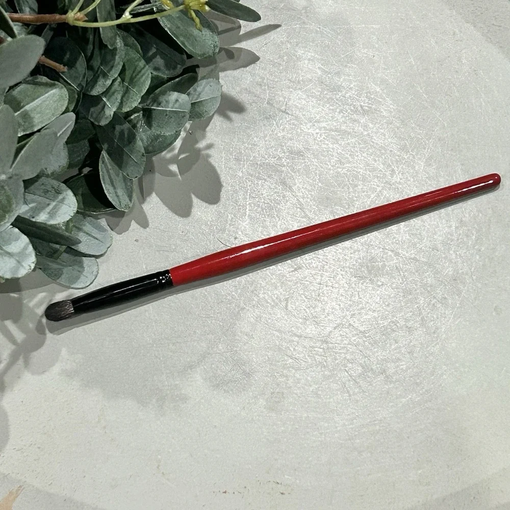 SMASHBOX‎ Travel Smudger Brush Red Handle MakeUp Brush NEW